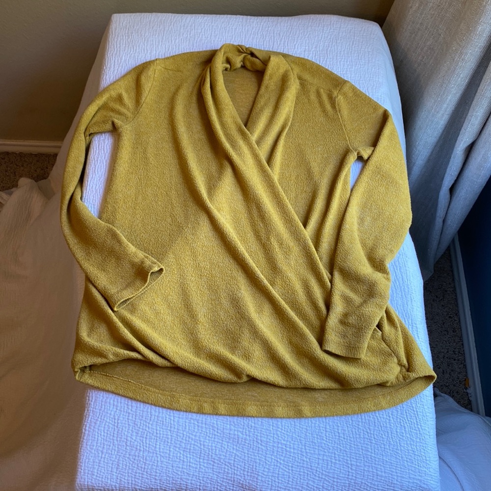 Anthroplogie | PURE + GOOD surplice yellow sweater